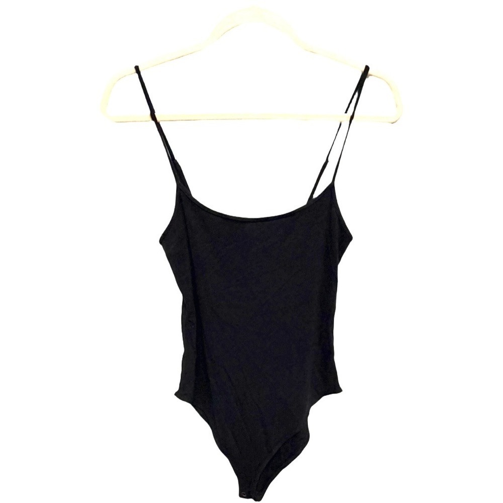 Forever 21 Black Ribbed Bodysuit Cami Adjustable Strap Snap Closure Size Medium